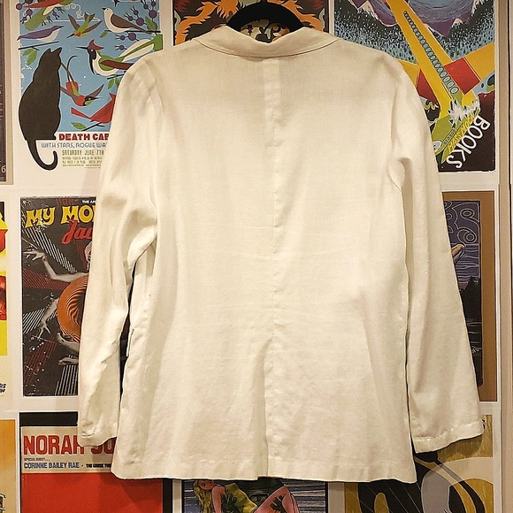 White Linen Safari Style Shirt/Jacket Sz 12 Petite - Picture 3 of 3